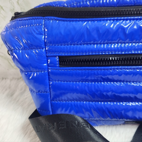 BCBGENERATION Soft Plush Vinyl Body Bag - Picture 2 of 11